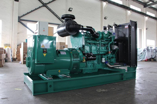 和政320kw康明斯柴油发电车出租组图片 和政320kw康明斯柴油发电车出租组图片